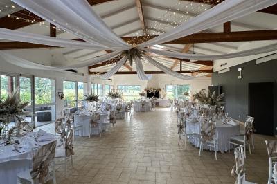 Le Domaine de la Source Le Domaine de la Source