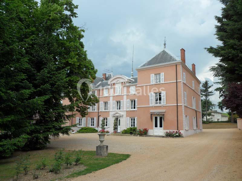 Location salle Fleurie (Rhône) - Château De La Chapelle Des Bois #1