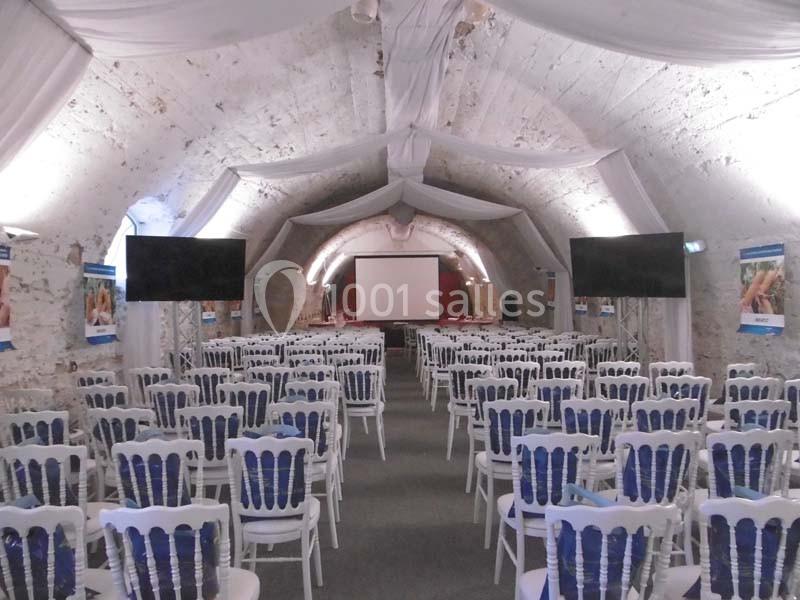 Location salle Vignieu (Isère) - Château de Chapeau Cornu #3