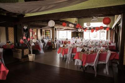 Hôtel Restaurant Caribou Hôtel Restaurant Caribou