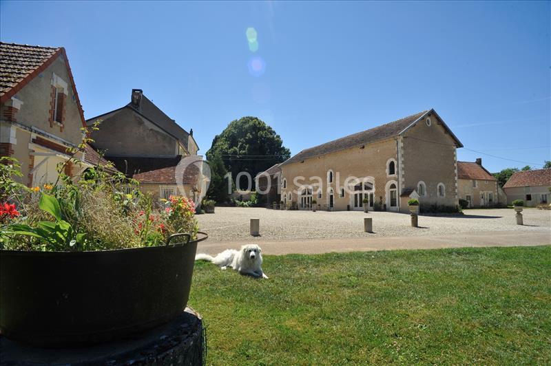 Location salle Druyes-les-Belles-Fontaines (Yonne) - Le Domaine du Bouloy #1