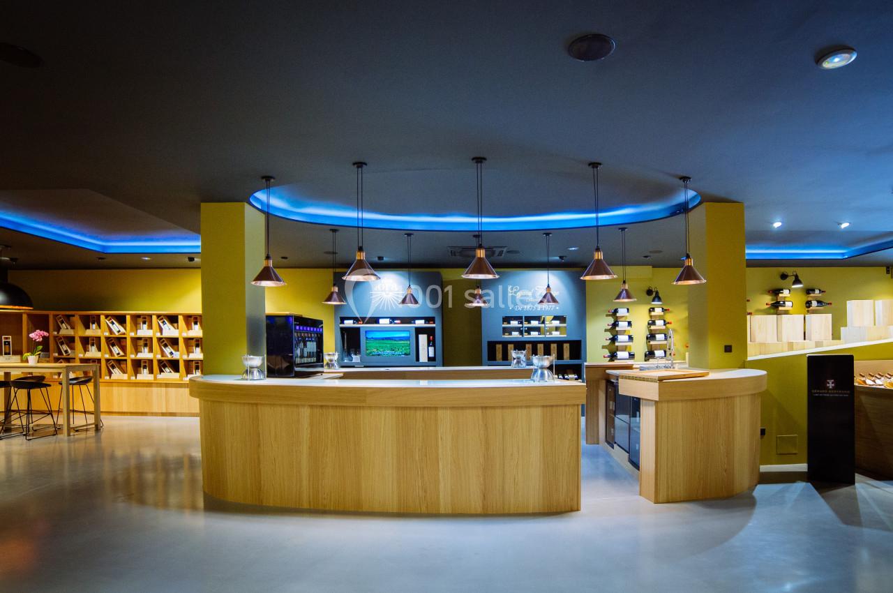 Espace de réception pour cocktails à la boutique du Château