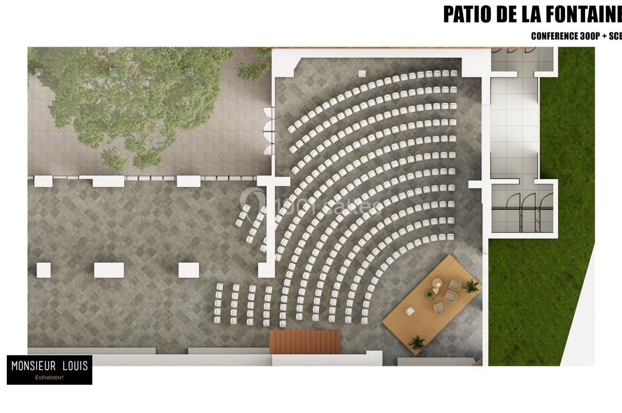 Plan d'aménagement d'une salle de conférence avec 300 sièges disposés en arc de cercle autour d'une scène.