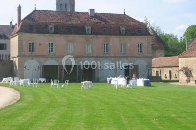 Château De Commarin