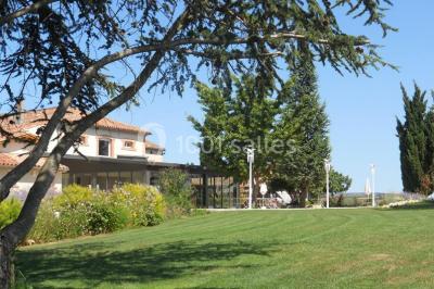 Le Moulin à Vent Le Moulin à Vent