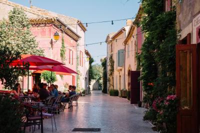 Location salle Assignan (Hérault) - Village Castigno #124