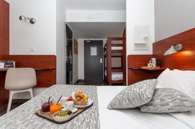 Terrasse Extérieure - Jeux Enfants