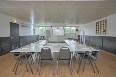 Terrasse Extérieure - Jeux Enfants