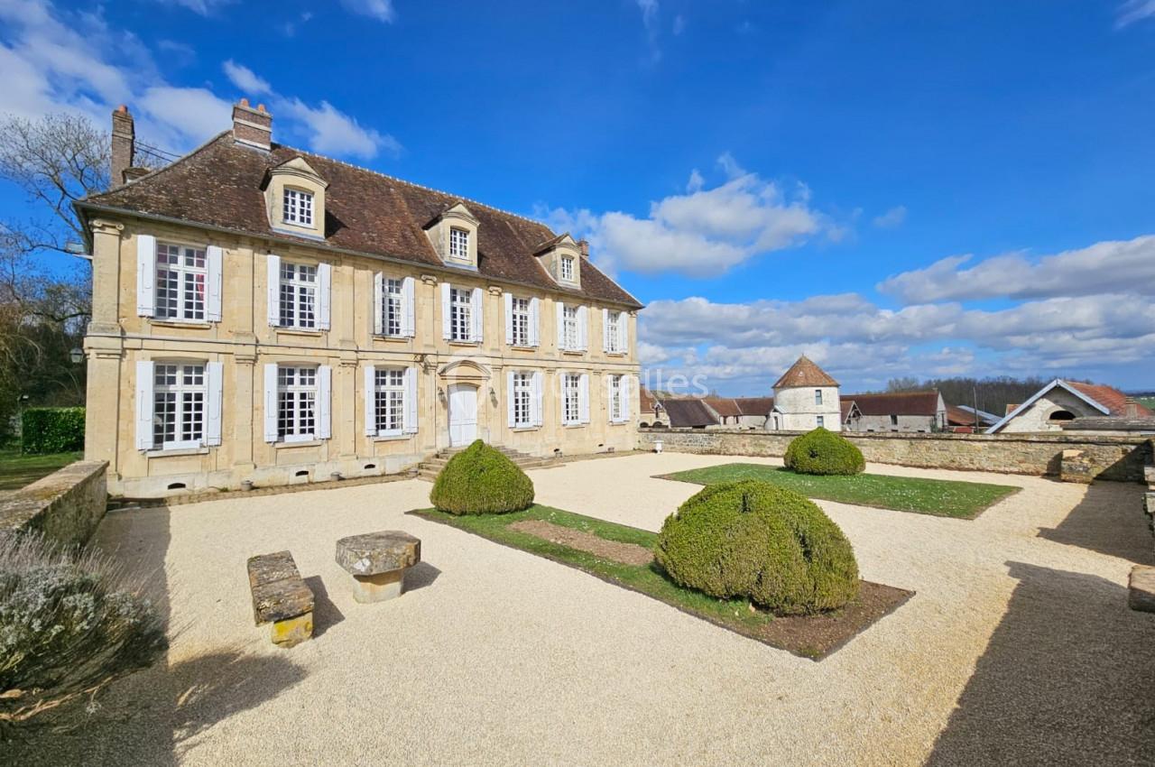 Location salle Wy-dit-Joli-Village (Val-d'Oise) - Château d'Hazeville #1