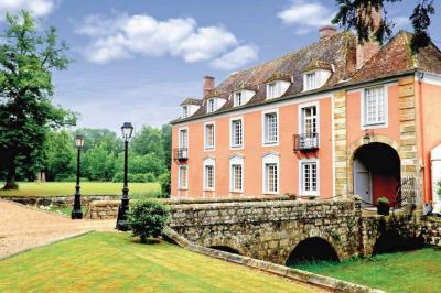 Manoir de Villefermoy Manoir de Villefermoy