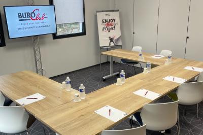 Location salle Luc-la-Primaube (Aveyron) - BURO Club Rodez #11