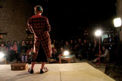 Red No(i)se Circus - photo 1