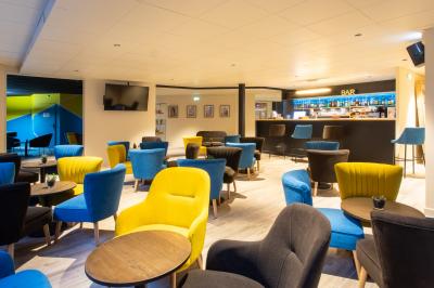 Location salle Cauterets (Hautes-Pyrénées) - Garden & City Cauterets #1