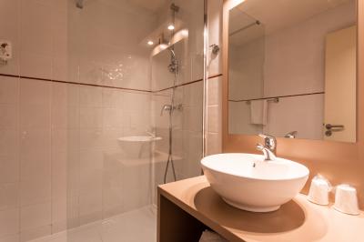 Location salle Cauterets (Hautes-Pyrénées) - Garden & City Cauterets #1