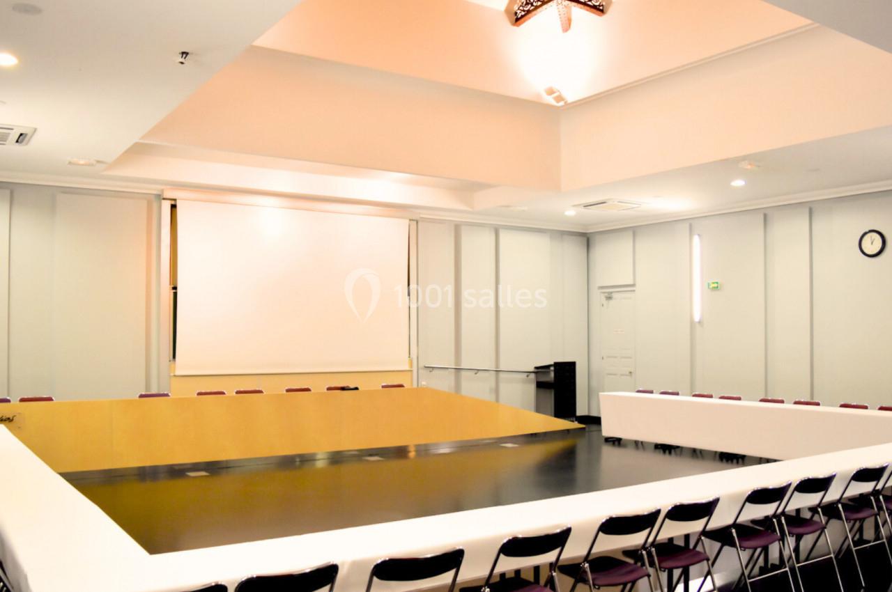 Salle Léon Bourgeois - Espace CEDIAS - Easy Réunion