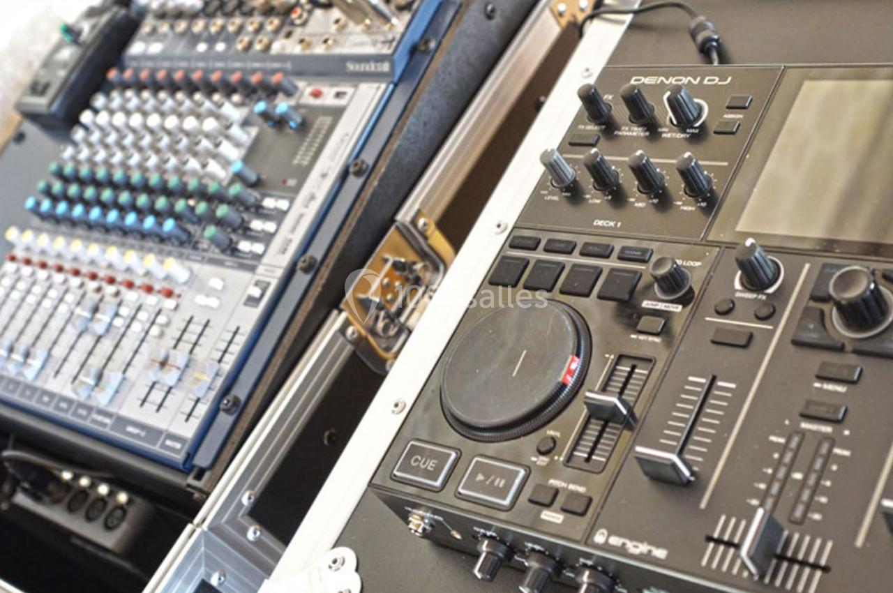 Location salle Castelnau-Pégayrols (Aveyron) - Domaine Parc des Bouscaillous #40