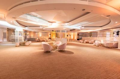 Fairmont Premium Room Garden View