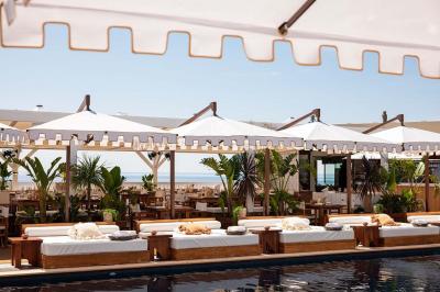 Fairmont Premium Room Garden View