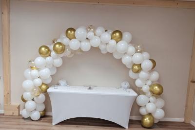 Miniature Arche de ballon blanc & doré Salle sensorielle