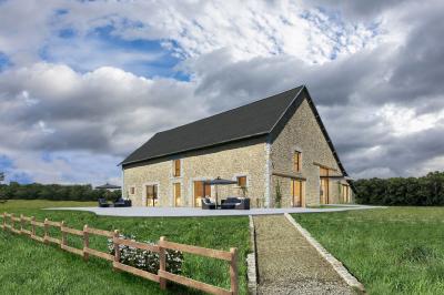 Échelle en bois décorée de bouteilles en verre marron, fleurs séchées et cadre sur fond de mur en pierre.