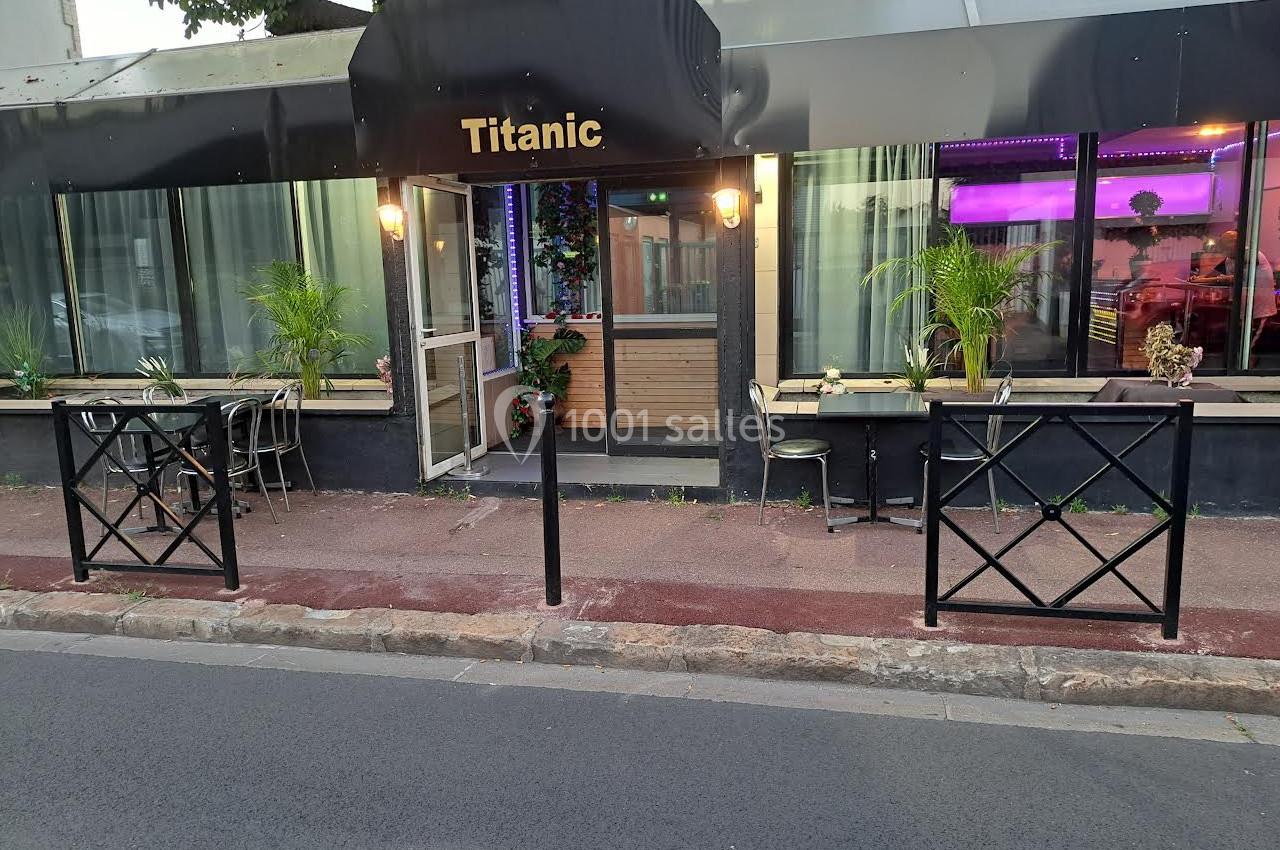 Entrée principale du Restaurant