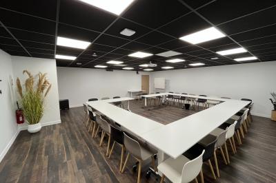 Location salle Saint-Just-Saint-Rambert (Loire) - Cinépôle Loc #4