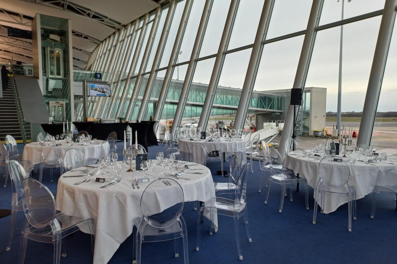 Diner en porte d'embarquement