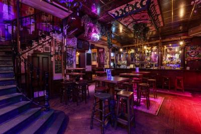 Flan' Ruin Pub Flan' Ruin Pub