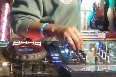 DJette Kety Estha DJette Kety Estha