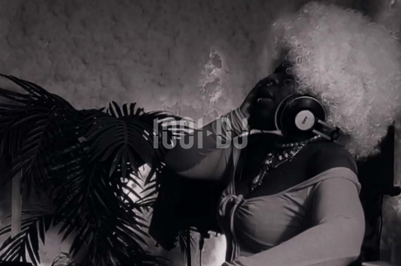 DJ Paris 18 (Paris) - DJette Kety Estha #4