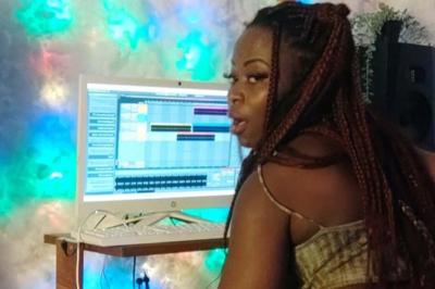 DJ Paris 18 (Paris) - DJette Kety Estha #8