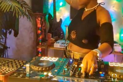 DJ Paris 18 (Paris) - DJette Kety Estha #8