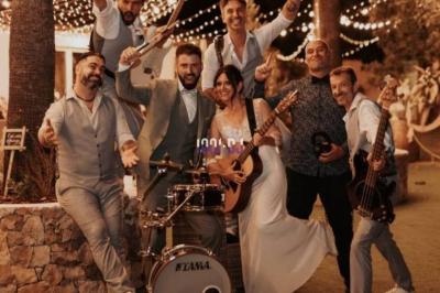 Message WhatsApp remerciant ’Clément’ pour une fête incroyable, envoyé aujourd'hui à 18h45.