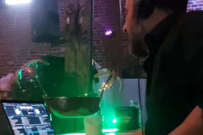 Delight & Groovy Delight & Groovy