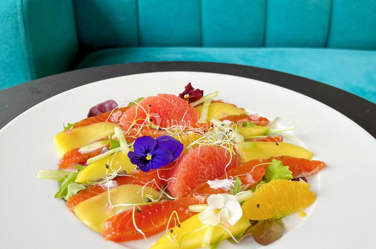 Saumon gravlax mangue et agrumes