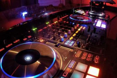 DJ Joss - photo 1