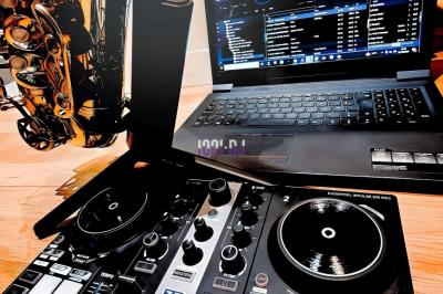 DJ Paris 9 (Paris) - Eric Sax #18