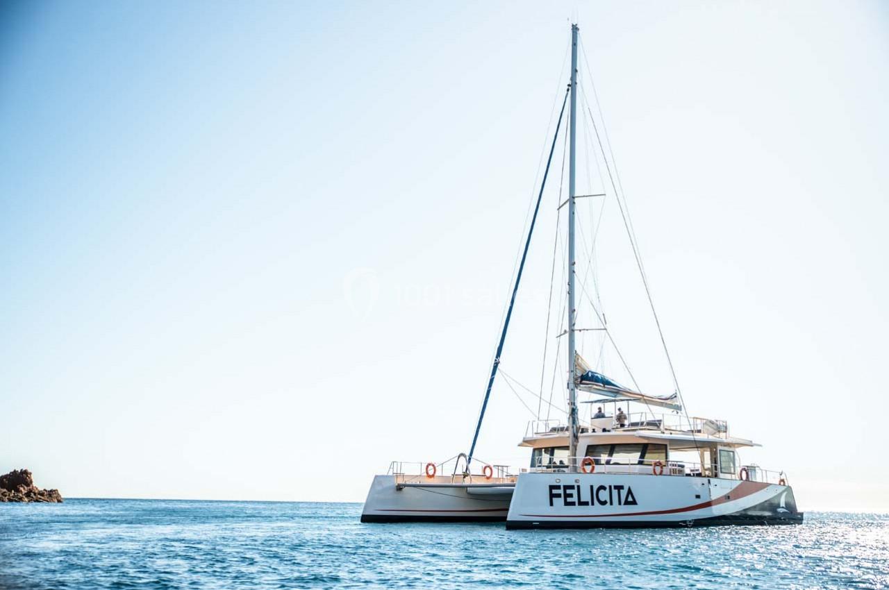 Catamaran FELICITA