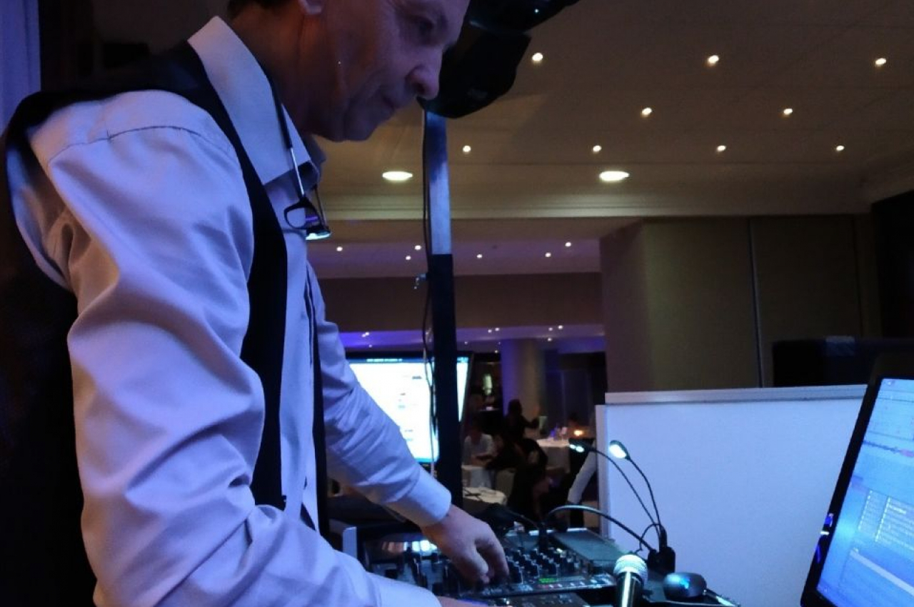 DJ Roquebrune-sur-Argens (Var) - DJ Thierry discomobile #2