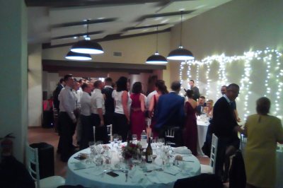 Affiche colorée annonçant le 50e anniversaire du Rachdingue avec une liste d'artistes et la date du 28 juillet.