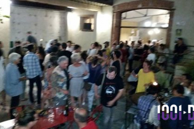 Affiche colorée annonçant le 50e anniversaire du Rachdingue avec une liste d'artistes et la date du 28 juillet.