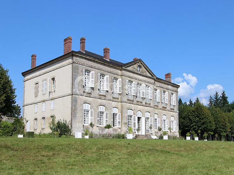 Location salle Veyrac (Haute-Vienne) - Château De La Cosse #1