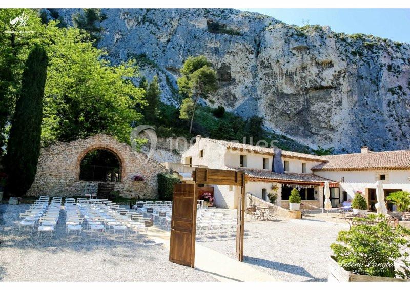 Location salle Orgon (Bouches-du-Rhône) - Le Domaine du Rocher #4