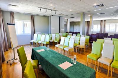 Quality Hotel Du Golf Montpellier Juvignac Quality Hotel Du Golf Montpellier Juvignac