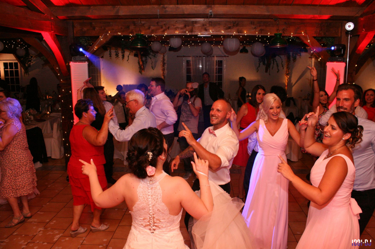 DJ Oron (Moselle) - Loïc DJ Créateur D'ambiance #15