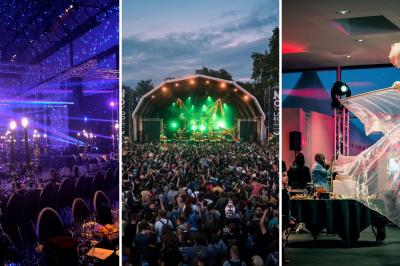 Portraits scintillants de deux figures célèbres réalisés en paillettes sur des panneaux noirs, exposés sur une scène.