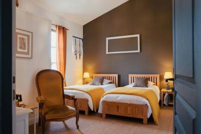 Location salle La Roche-Chalais (Dordogne) - Villa 2 pas Sages #17