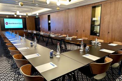 Best Western Plus Crystal Hôtel Bar & Spa Best Western Plus Crystal Hôtel Bar & Spa