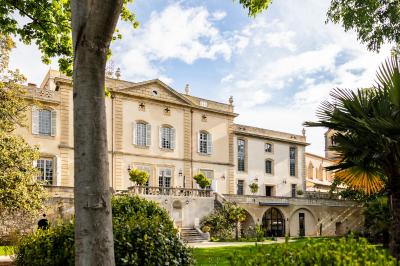 Château de Collias Château de Collias