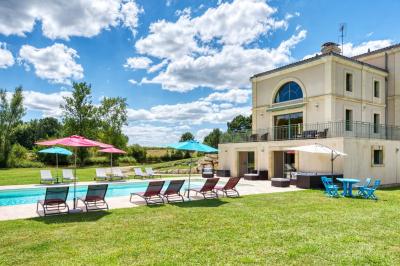 Location salle Petit-Palais-et-Cornemps (Gironde) - Château la Poste #62